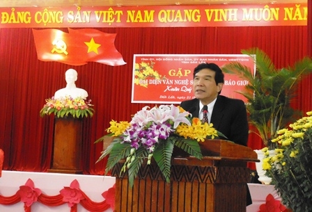 Phó Bí thư Thường trực Tỉnh uỷ, Chủ tịch UBND tỉnh Hoàng Trọng Hải phát biểu tại buổi gặp mặt