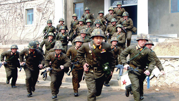 Quân đội CHDCND Triều Tiên đã được lệnh sẵn sàng chiến đấu. Ảnh: Ria Novosti