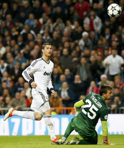 Tình huống Ronaldo dứt điểm kĩ thuật mở tỷ số trận đấu