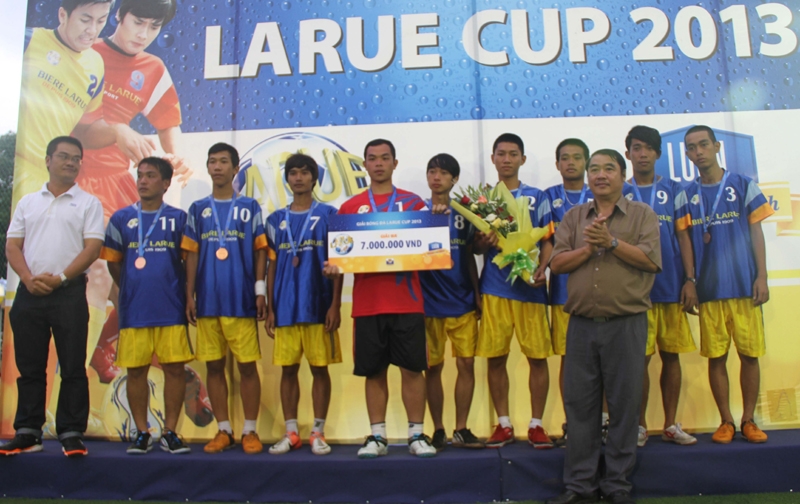 CLB Decal Phan Điền đoạt giải Ba