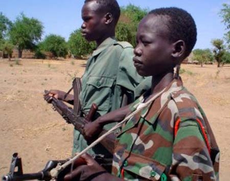 Trình trạng sử dụng binh lính trẻ em ở Mali đã đến mức đáng báo động. Ảnh: Internet