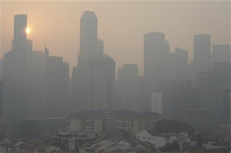 Singapore đang chịu ảnh hưởng nghiêm trọng bởi ô nhiễm không khí. Ảnh: Internet