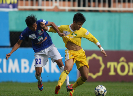 Cuộc so tài HA. Gia Lai - Sông Lam Nghệ An sẽ quyết định ngôi vô địch V-League