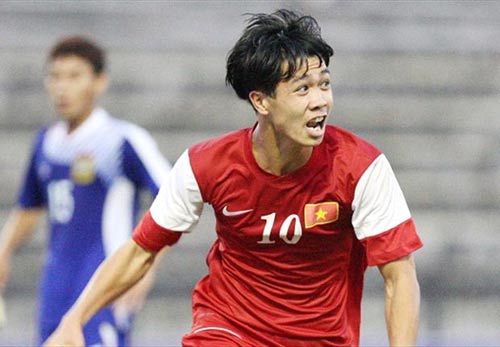 Công Phượng đã có một ngày thi đấu chói sáng khi lập hattrick cho U19 Việt Nam