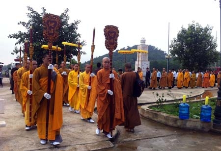 Lễ cầu siêu cho nạn nhân tử vong do TNGT năm nay sẽ được tổ chức tại chùa Bái Đính (Ninh Bình)