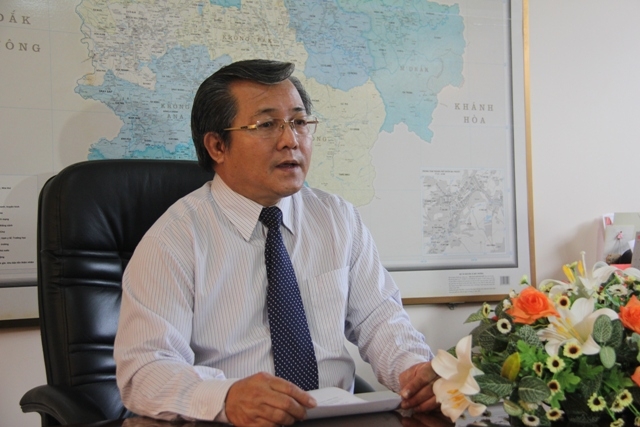 Giám đốc Sở GD-ĐT Phan Hồng.