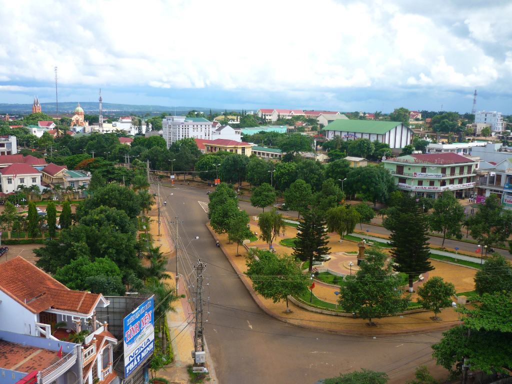 Một góc trung tâm thị xã Buôn Hồ.