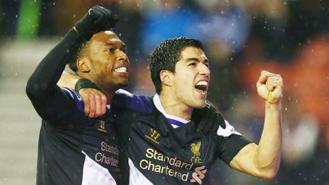 Phong độ ấn tượng của Suarez và Sturridge đã giúp Liverpool trở lại tốp 4