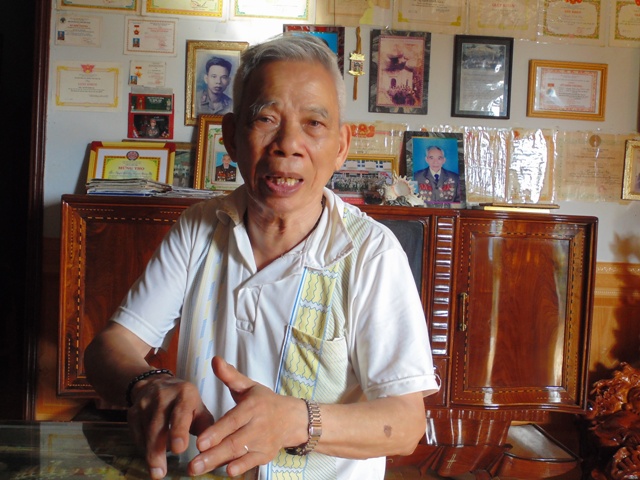 Cựu chiến binh Nguyễn Đình Xây và những hồi ức khó quên về Trường Sơn năm xưa. (Ảnh: Đ.T)