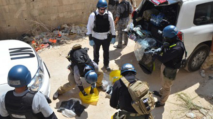 Các nhân viên của UN đang tiến hành thu gom vũ khí hoá học tại Syria