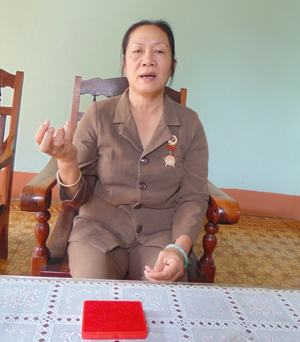 Với bà Trần Thị Loan, những kỷ niệm thời thanh niên xung phong luôn theo suốt trong  ký ức của bà.