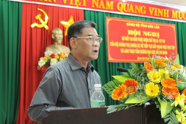 Phó Bí thư Thường trực Tỉnh ủy Cao Đức Khiêm phát biểu tại hội nghị.
