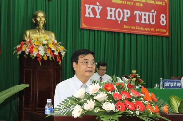 Chủ tịch HĐND TP.Buôn Ma Thuột Huỳnh Ngọc Luân phát biểu khai mạc kỳ họp.