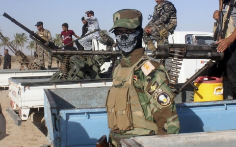 Một chiến binh của nhóm phiến quân cực đoan Nhà nước Hồi giáo Iraq và Cận Đông (ISIL) (Ảnh Reuters)