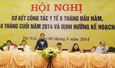 Bộ trưởng Bộ Y tế Nguyễn Thị Kim Tiến phát biểu tại Hội nghị 