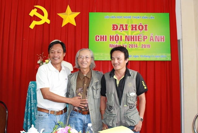 Ra mắt Ban Chấp hànhChi hội nhiệm kỳ 2014-2019.