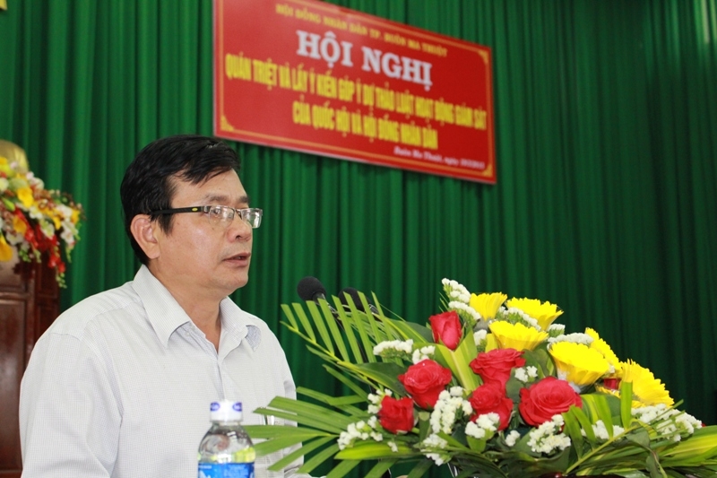 Phó Chủ tich HĐND TP. Buôn Ma Thuột Nguyễn Hoàng Diệu chủ trì Hội nghị.