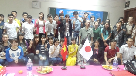 Các học sinh, sinh viên tham gia hội thảo tư vấn du học Nhật Bản cho Hội Hữu nghị Việt Nam-Nhật Bản phối hợp cùng các cơ quan liên quan tổ chức.