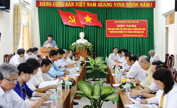 Ban Tuyên giáo Tỉnh ủy tổ chức giao ban công tác khoa giáo  6 tháng đầu năm 2015. Ảnh: T.H 