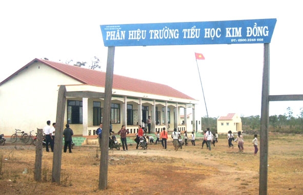 Phân hiệu Trường Tiểu học Kim Đồng ở xã vùng sâu Cư Kbang,  huyện Ea Súp được đầu tư xây dựng khang trang. 