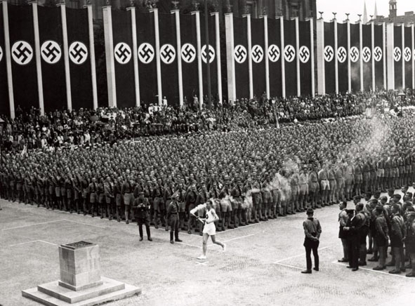 Lễ khai mạc Thế vận hội Olympic Berlin ngày 1-8-1936.