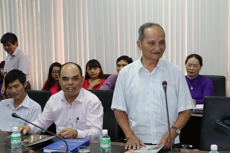 Nguyên Phó Bí thư Thường trực Tỉnh ủy Lê Chí Quyết chia sẻ kinh nghiệm làm công tác Văn phòng