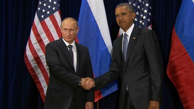 Tổng thống Mỹ Barack Obama (phải) và Tổng thống Nga Vladimir Putin. (Ảnh: NBC News)