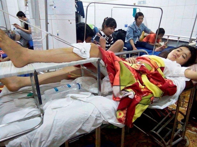 Em Bùi Thị Ánh Hồng đang điều trị tại Bệnh viện Đa Khoa tỉnh Đắk Lắk