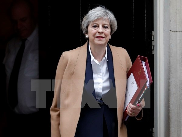 Thủ tướng Anh Theresa May sau cuộc họp nội các ở London, Anh ngày 29/3. (Ảnh: THX/TTXVN)