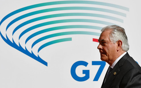 Ngoại trưởng Mỹ Rex Tillerson tại hội nghị G7. Ảnh: The Independent.