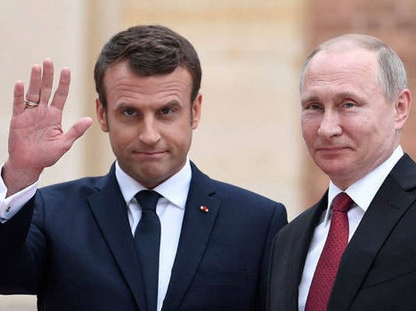 Tân Tổng thống Pháp Emmanuel Macron và người đồng cấp Nga Vladimir Putin. (Nguồn: Getty)