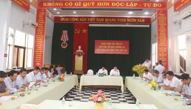 quang cảnh làm việc 11.JPG