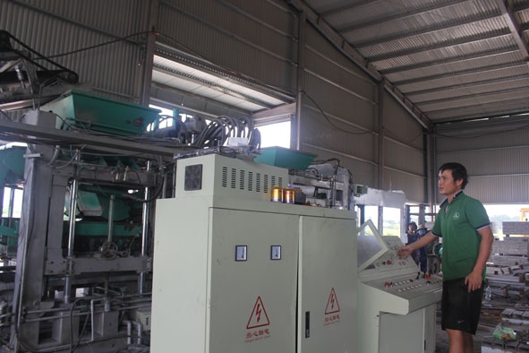 Nhà máy sản xuất vật liệu không nung tại Cụm  công nghiệp Ea Ral.