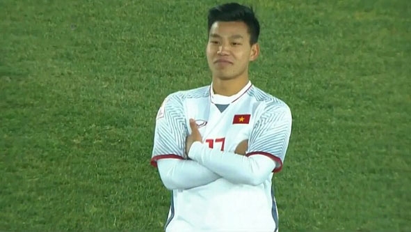 Hậu vệ Văn Thanh, sau cú sút 11 m quyết định  vào lưới U23 Qatar.
