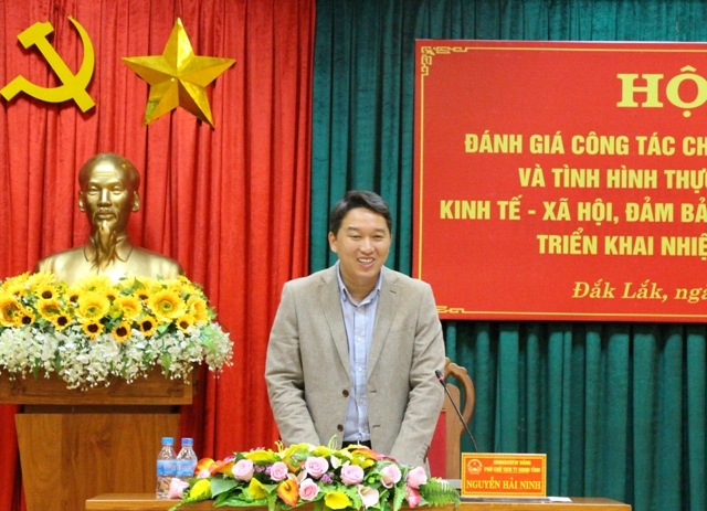 Ủy viên dự khuyết Ban Chấp hành Trung ương Đảng, Phó Chủ tịch Thường trực UBND tỉnh Nguyễn Hải Ninh chủ trì Hội nghị