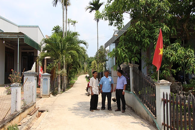 Tuyến đường thôn 6A do gia đình ông Nguyễn Thể đóng góp xây dựng.  