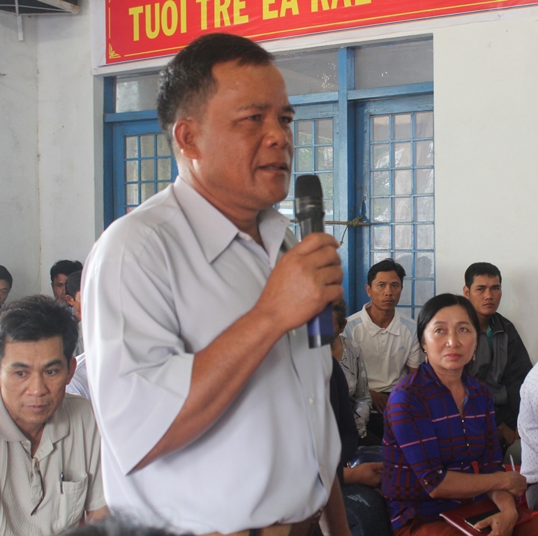 Cử tri huyện Ea H'leo phản ánh ý kiến với Đoàn Đại biểu Quốc hội tỉnh