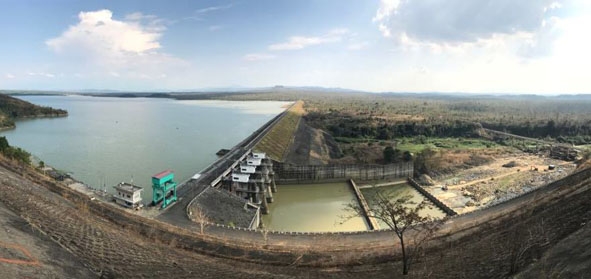 Hồ thủy điện Buôn Kuốp (xã Hòa Phú, TP. Buôn Ma Thuột) là một trong những địa điểm đang kỳ vọng  sẽ được nhà đầu tư quan tâm làm dự án điện năng lượng mặt trời.  