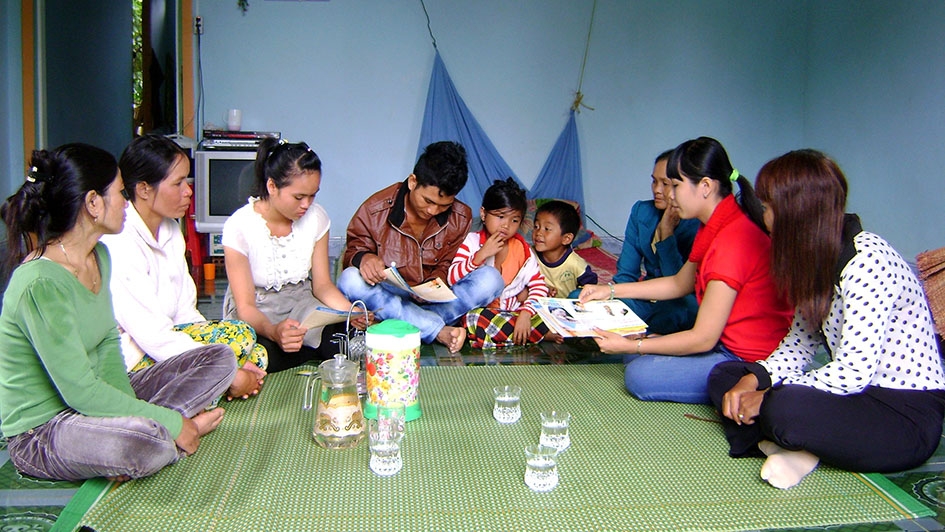 Cán bộ dân số các cấp tuyên truyền bình đẳng giới trong hôn nhân và gia đình tại xã Dur Kmăl, huyện Krông Ana