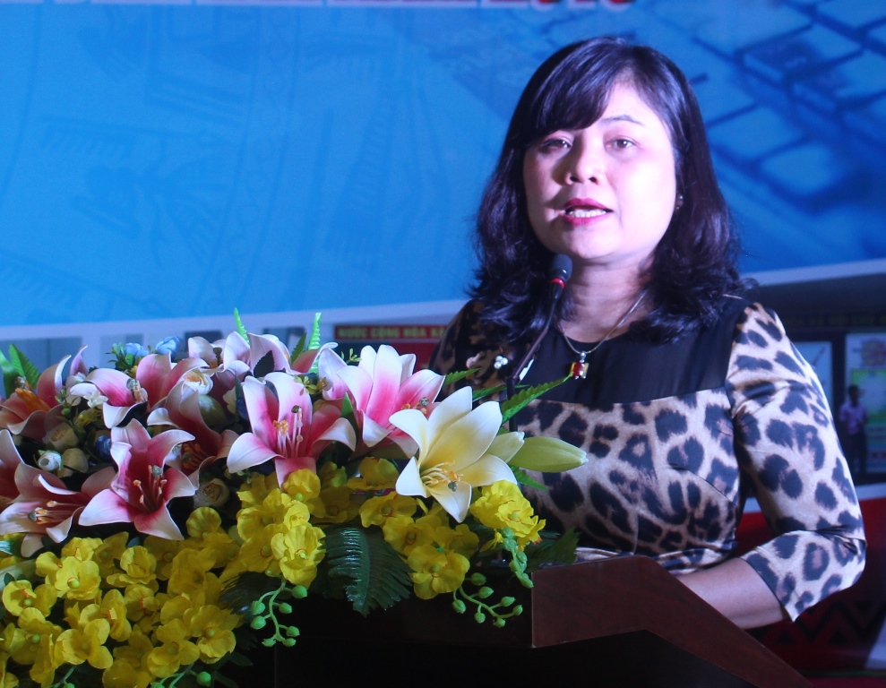 Phó Chủ tịch UBND tỉnh HYim Kđoh phát biểu chỉ đạo tại Hội thi.
