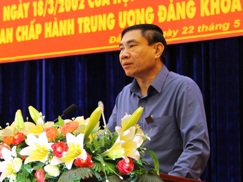 Ủy viên Trung ương Đảng, Phó Bí thư Tỉnh ủy Trần Quốc Cường phát biểu kết luận hội nghị