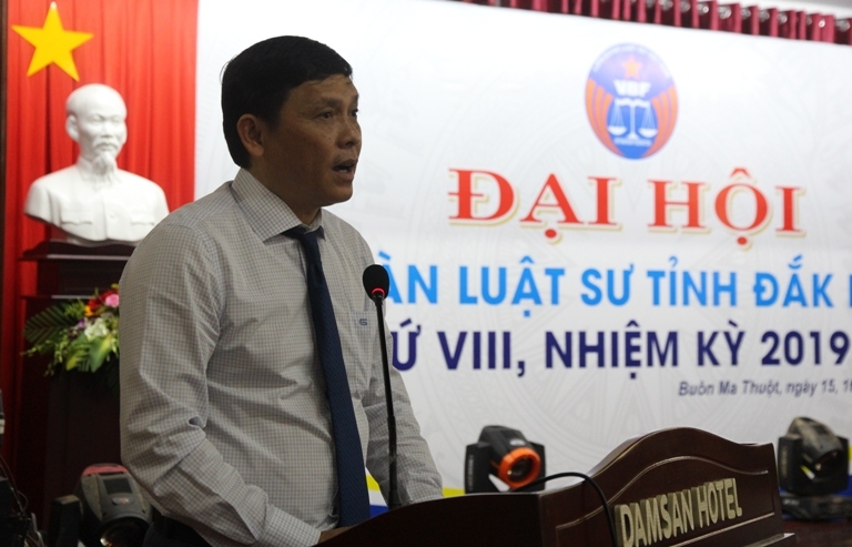 Phó Chủ tịch Thường trực UBND tỉnh Nguyễn Tuấn Hà phát biểu tại đại hội.