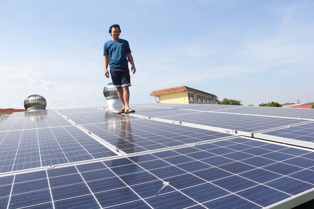 Một công trình điện mặt trời mái nhà của người dân phường Ea Tam, TP. Buôn Ma Thuột