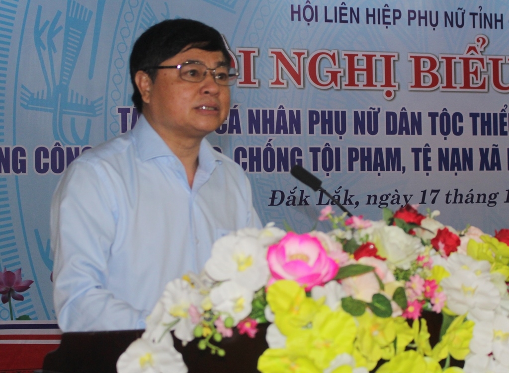Phó Bí thư Thường trực Tỉnh ủy Phạm Minh Tấn phát biểu tại hội nghị