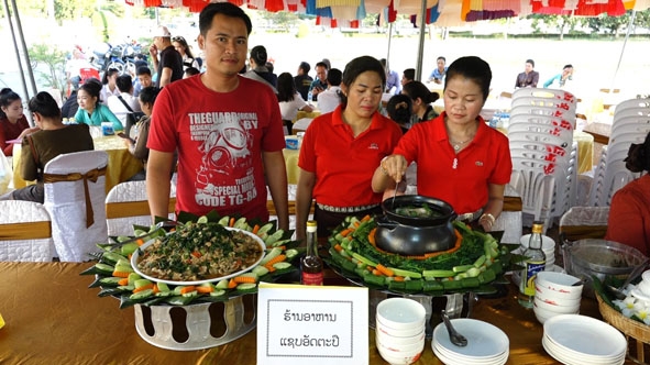 Lễ hội ẩm thực tại chương trình giao lưu văn hóa.
