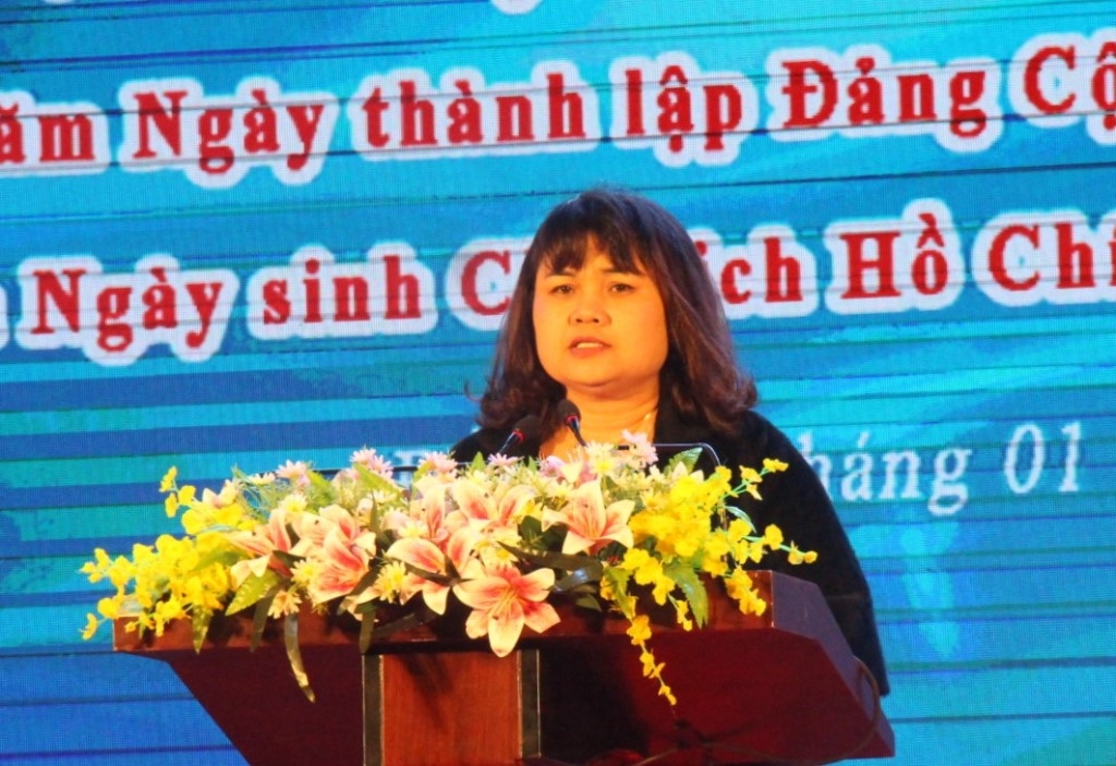 Phó Chủ tịch UBND tỉnh HYim Kđoh phát biểu tại buổi lễ.