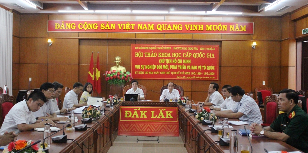 Các đại biểu tham dự tại điểm cầu Đắk Lắk