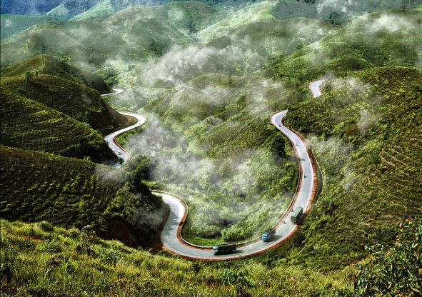 Đèo Phượng Hoàng nối hai tỉnh Đắk Lắk và Khánh Hòa. Ảnh: Đặng Bá Tiến
