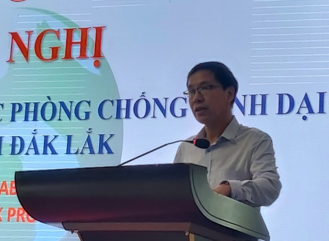 Cục trưởng Cục Y tế dự phòng Đặng Quang Tấn phát biểu khai mạc Hội nghị.