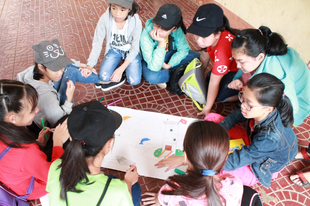 Một buổi sinh hoạt hè của các em học sinh trên địa bàn phường Tự An, TP. Buôn Ma Thuột.